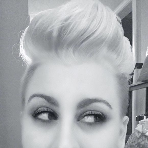 Meet your Posher, Lindsay - Picture 1 of 1